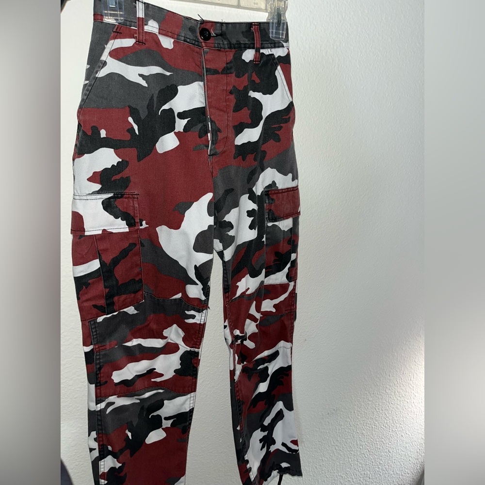 Y2k red camo cargo pants